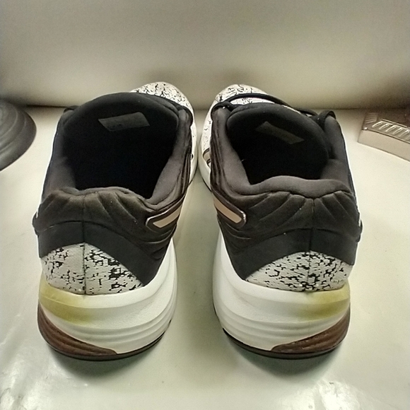 Asics Gel-Pulse 11 SPS Running Shoes Women's sz 10 (1022A237) - Picture 4 of 10